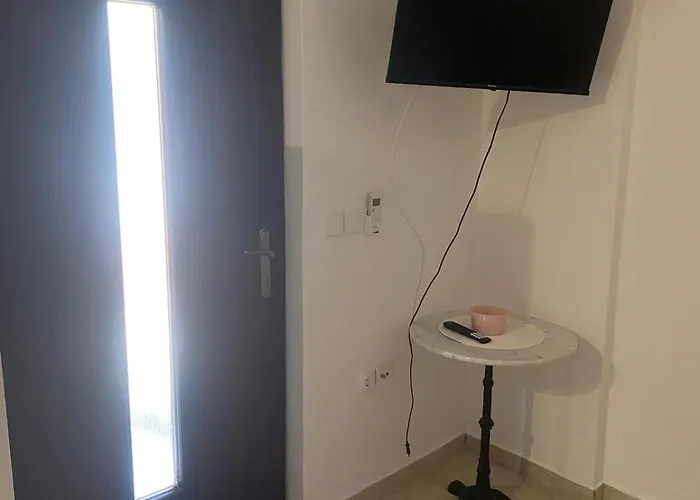 Busic * ביוגראד נה מורו