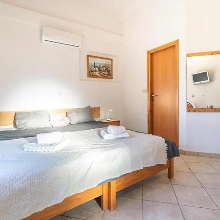 Busic Apartment